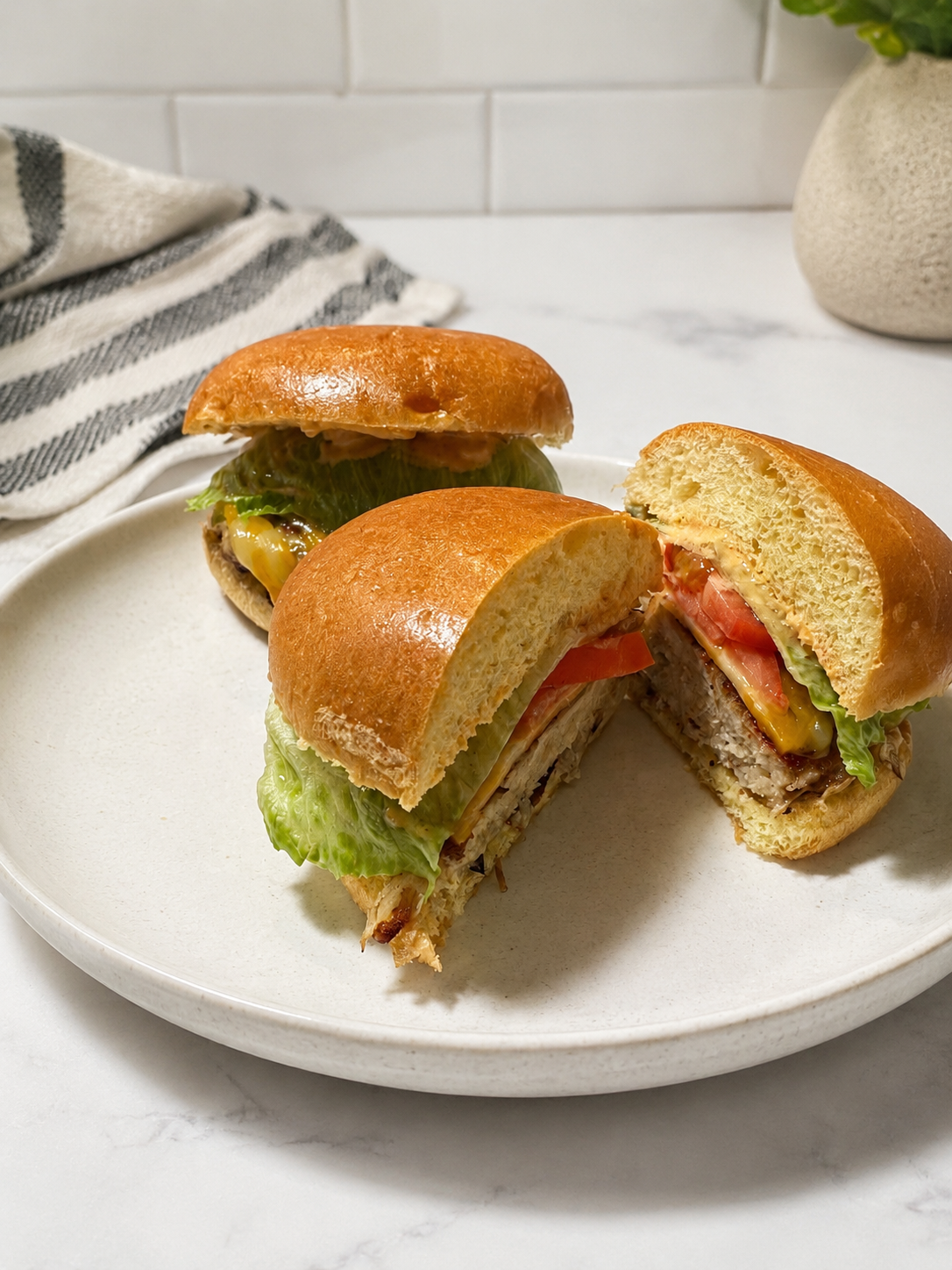 cover photo for chicken burgers with creamy burger sauce