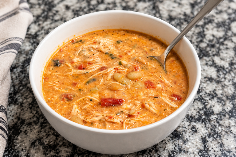 Slow Cooker Buffalo Chicken Chili